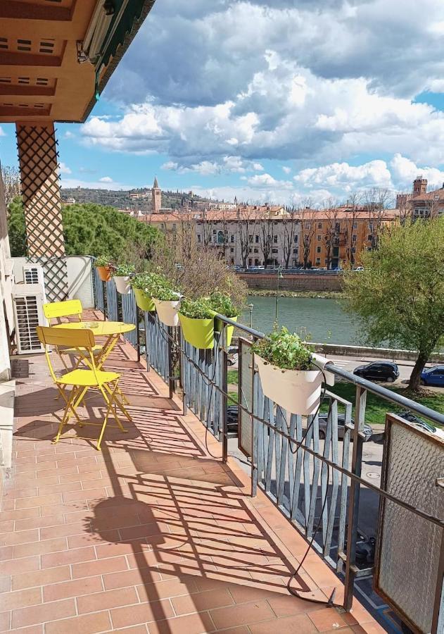 Riverview Luxury Flat Verona Buitenkant foto